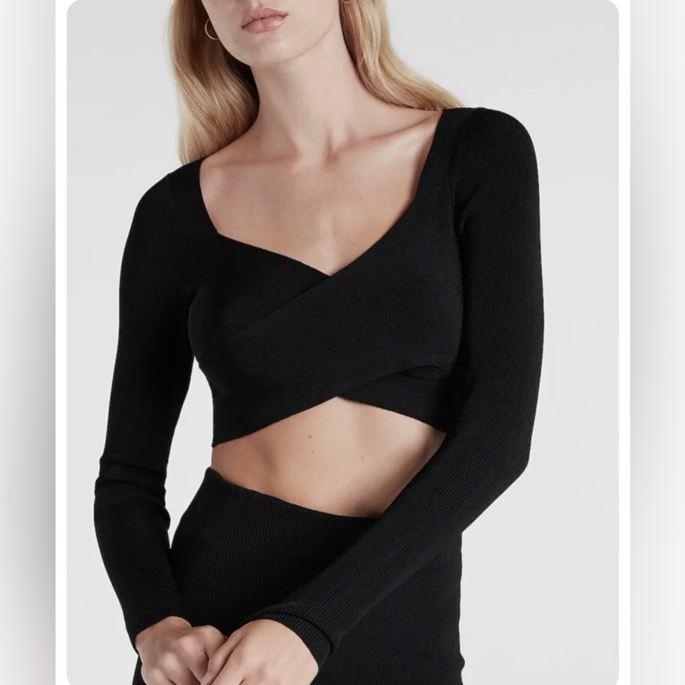 Express body contour cross over crop top